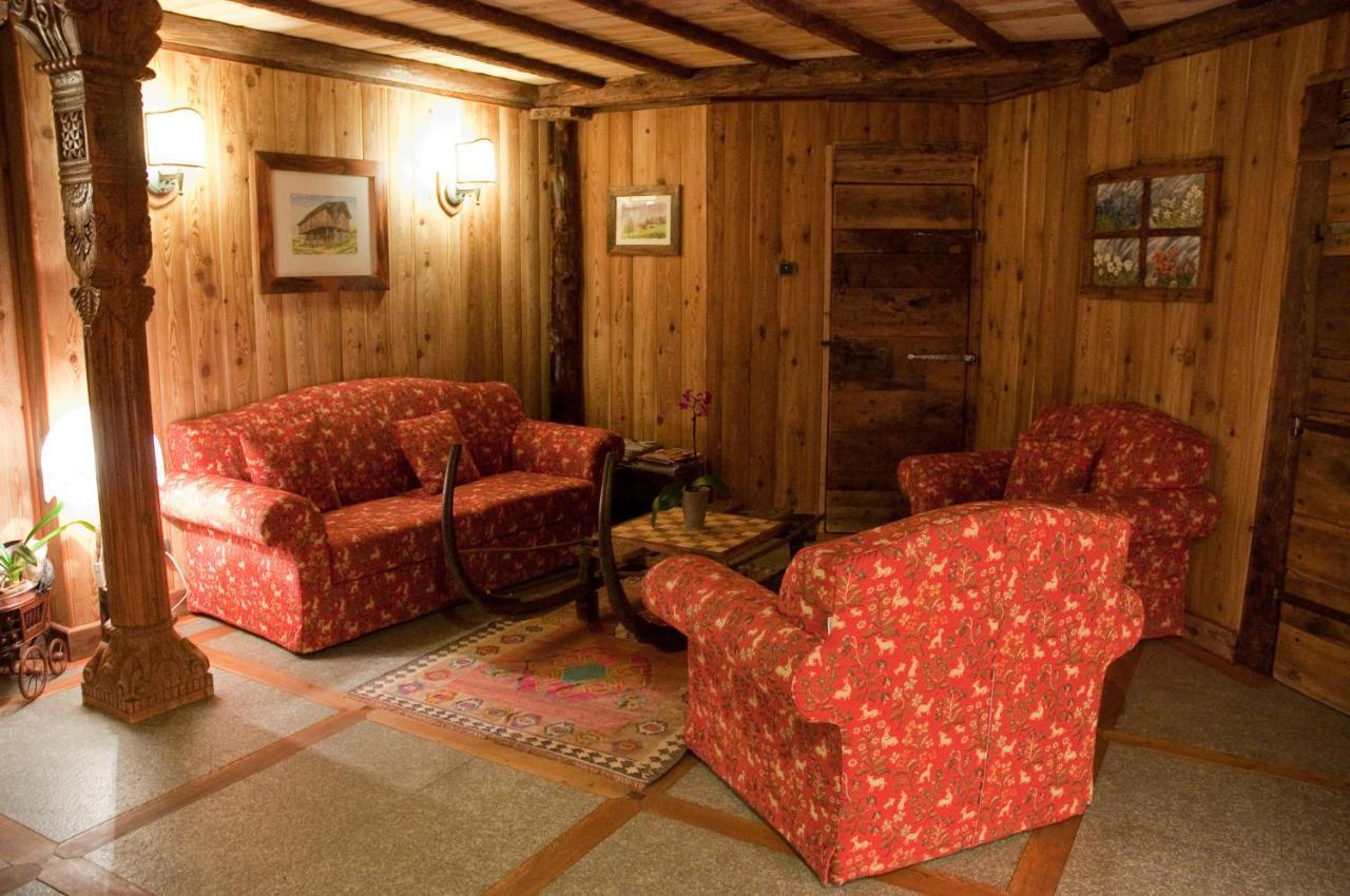 La Torretta Hotel Challand-Saint-Anselme Exterior foto